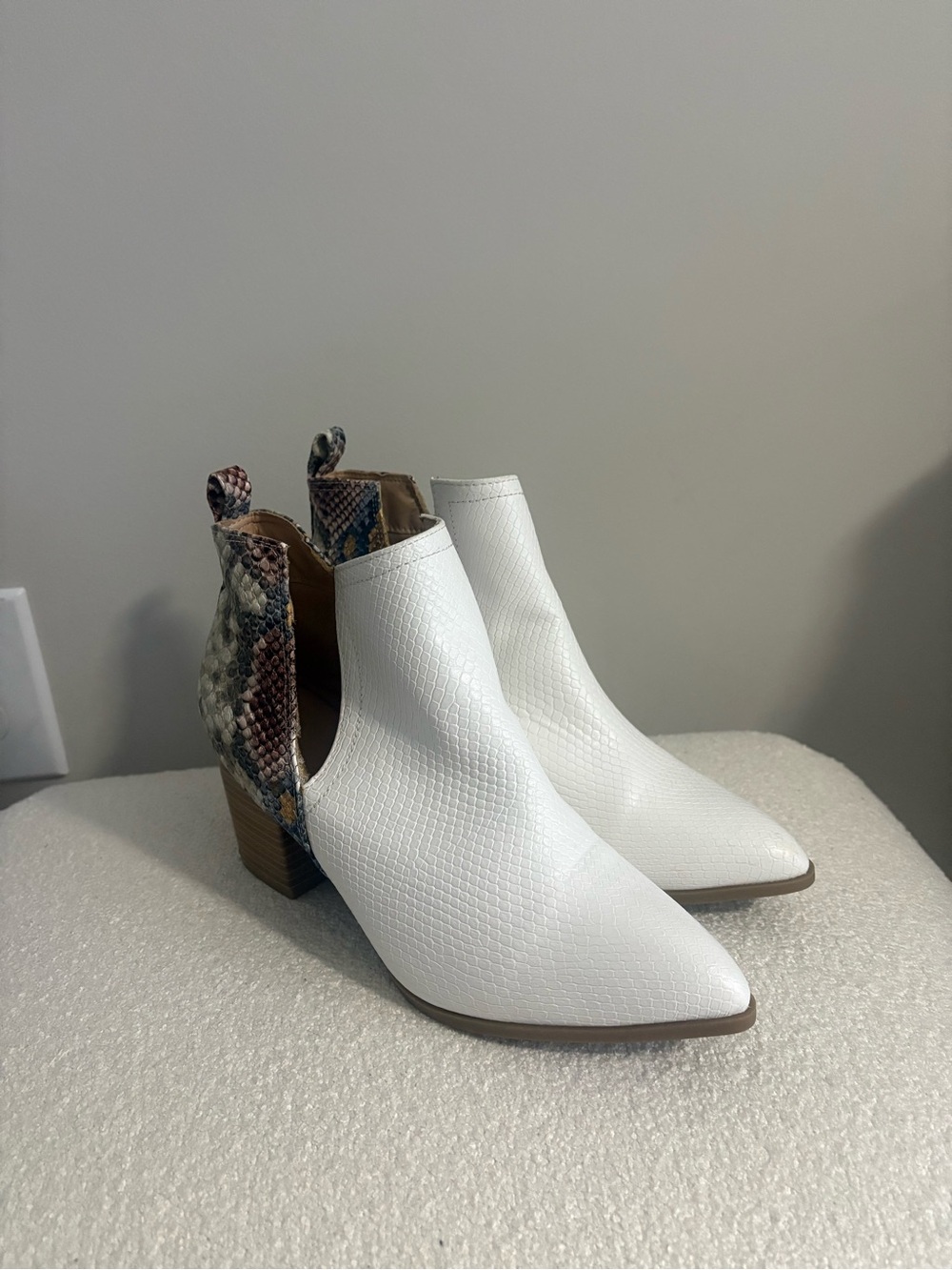 White Pointed Cutout Ankle Booties with Snake-Print Back